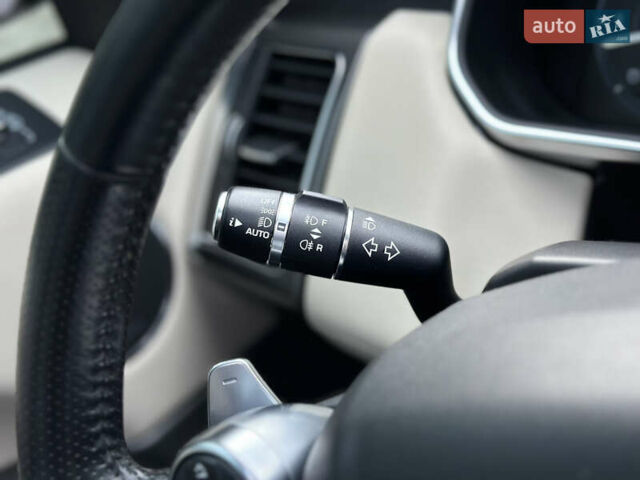 Серый Ленд Ровер Рендж Ровер Спорт, объемом двигателя 4.4 л и пробегом 206 тыс. км за 39500 $, фото 97 на Automoto.ua