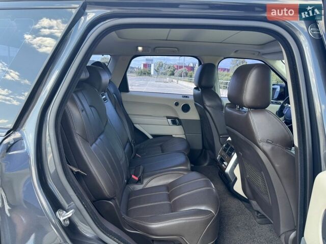 Сірий Ленд Ровер Range Rover Sport, об'ємом двигуна 2.99 л та пробігом 130 тис. км за 34999 $, фото 12 на Automoto.ua