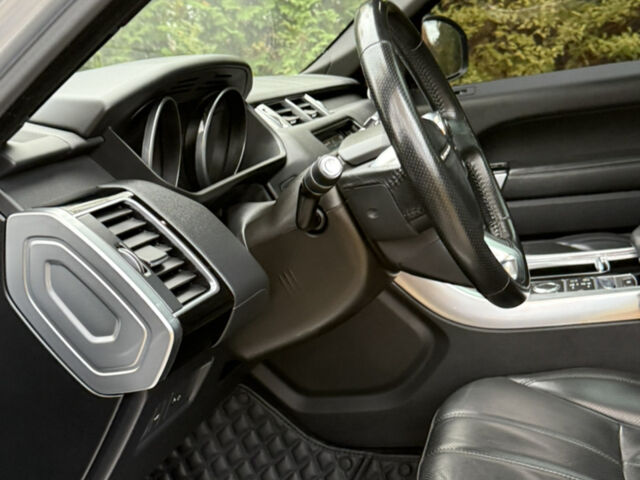 Сірий Ленд Ровер Range Rover Sport, об'ємом двигуна 2.99 л та пробігом 167 тис. км за 28000 $, фото 30 на Automoto.ua