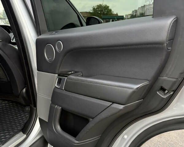 Серый Ленд Ровер Рендж Ровер Спорт, объемом двигателя 3 л и пробегом 167 тыс. км за 24999 $, фото 69 на Automoto.ua