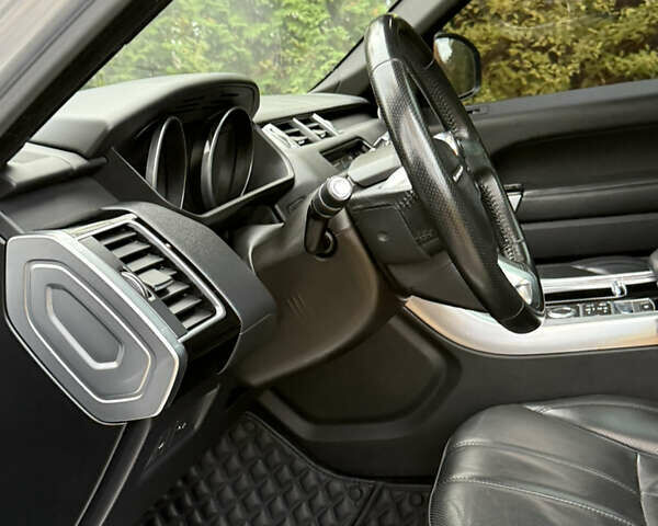 Ленд Ровер Рендж Ровер Спорт 2016 в Ровно на Automoto.ua Серый Ленд Ровер Рендж Ровер Спорт, объемом двигателя 2.99 л и пробегом 167 тыс. км за 26000 $, фото 30 на Automoto.ua