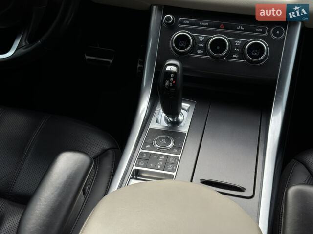 Сірий Ленд Ровер Range Rover Sport, об'ємом двигуна 4.4 л та пробігом 206 тис. км за 38000 $, фото 39 на Automoto.ua
