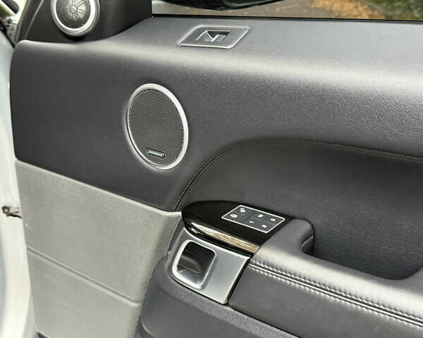 Ленд Ровер Рендж Ровер Спорт 2016 в Ровно на Automoto.ua Серый Ленд Ровер Рендж Ровер Спорт, объемом двигателя 2.99 л и пробегом 167 тыс. км за 26000 $, фото 38 на Automoto.ua