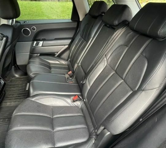 Сірий Ленд Ровер Range Rover Sport, об'ємом двигуна 2.99 л та пробігом 101 тис. км за 31000 $, фото 2 на Automoto.ua