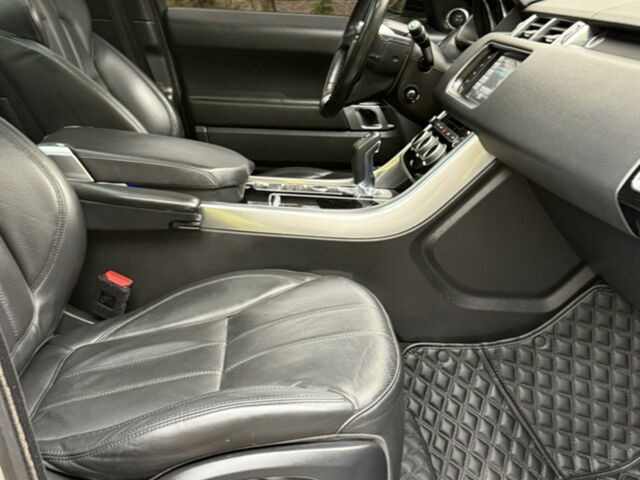 Сірий Ленд Ровер Range Rover Sport, об'ємом двигуна 2.99 л та пробігом 167 тис. км за 28000 $, фото 26 на Automoto.ua