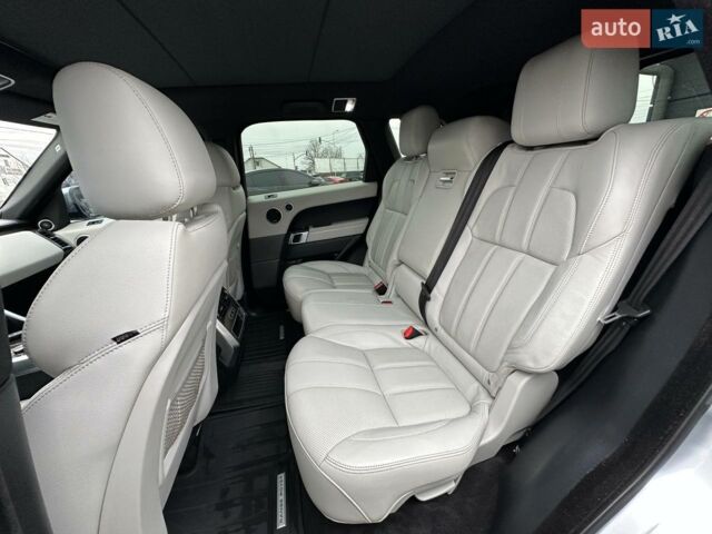 Сірий Ленд Ровер Range Rover Sport, об'ємом двигуна 3 л та пробігом 165 тис. км за 21250 $, фото 24 на Automoto.ua