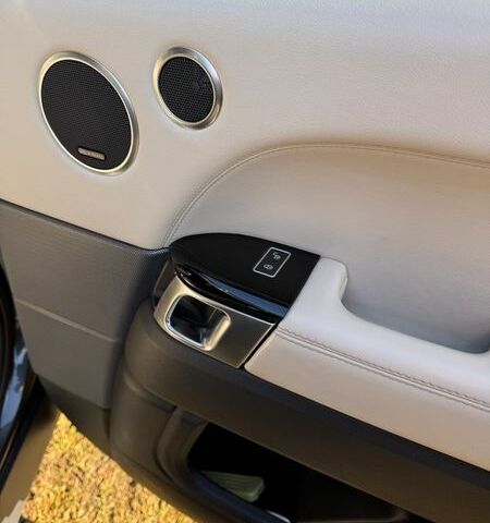 Сірий Ленд Ровер Range Rover Sport, об'ємом двигуна 3 л та пробігом 138 тис. км за 24700 $, фото 5 на Automoto.ua