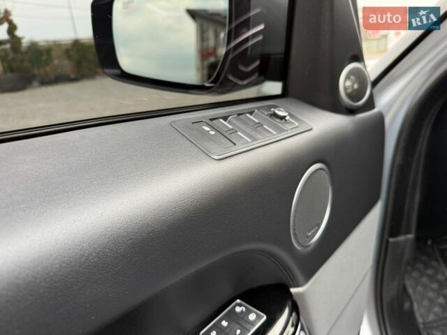 Серый Ленд Ровер Рендж Ровер Спорт, объемом двигателя 3 л и пробегом 167 тыс. км за 23999 $, фото 39 на Automoto.ua