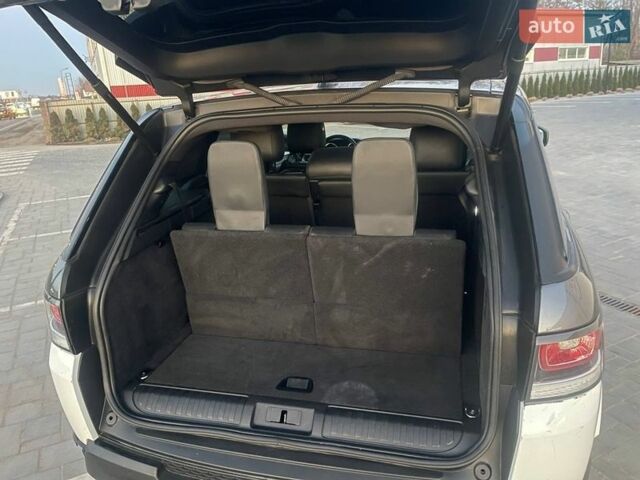 Серый Ленд Ровер Рендж Ровер Спорт, объемом двигателя 3 л и пробегом 212 тыс. км за 16700 $, фото 44 на Automoto.ua