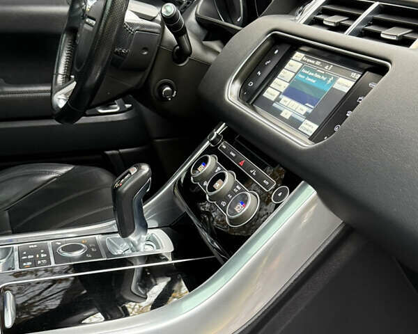 Ленд Ровер Рендж Ровер Спорт 2016 в Ровно на Automoto.ua Серый Ленд Ровер Рендж Ровер Спорт, объемом двигателя 2.99 л и пробегом 167 тыс. км за 26000 $, фото 25 на Automoto.ua