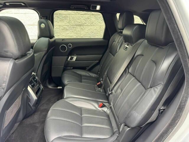 Сірий Ленд Ровер Range Rover Sport, об'ємом двигуна 3 л та пробігом 100 тис. км за 7200 $, фото 9 на Automoto.ua