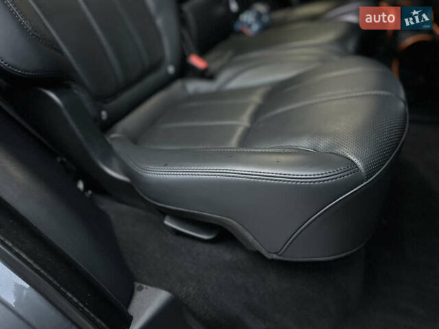 Серый Ленд Ровер Рендж Ровер Спорт, объемом двигателя 2.99 л и пробегом 177 тыс. км за 29999 $, фото 87 на Automoto.ua