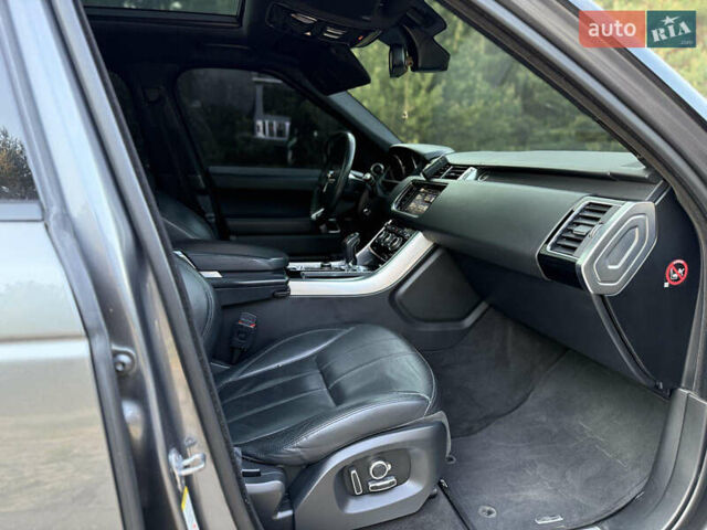 Сірий Ленд Ровер Range Rover Sport, об'ємом двигуна 2.99 л та пробігом 198 тис. км за 33000 $, фото 10 на Automoto.ua