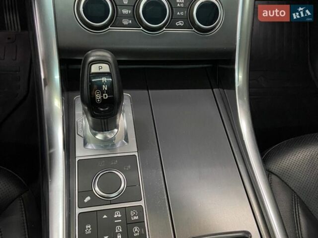 Сірий Ленд Ровер Range Rover Sport, об'ємом двигуна 3 л та пробігом 107 тис. км за 34999 $, фото 10 на Automoto.ua