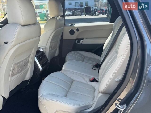 Серый Ленд Ровер Рендж Ровер Спорт, объемом двигателя 2.99 л и пробегом 163 тыс. км за 28000 $, фото 7 на Automoto.ua