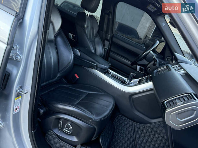 Сірий Ленд Ровер Range Rover Sport, об'ємом двигуна 3 л та пробігом 166 тис. км за 25999 $, фото 52 на Automoto.ua