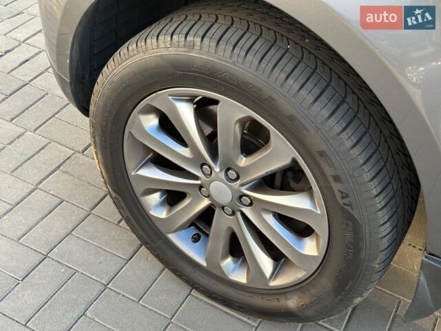 Сірий Ленд Ровер Range Rover Sport, об'ємом двигуна 3 л та пробігом 169 тис. км за 20990 $, фото 7 на Automoto.ua