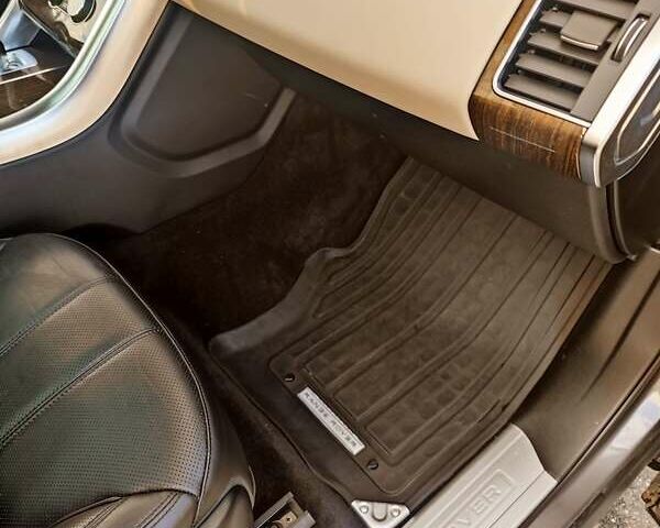 Сірий Ленд Ровер Range Rover Sport, об'ємом двигуна 3 л та пробігом 165 тис. км за 26500 $, фото 34 на Automoto.ua