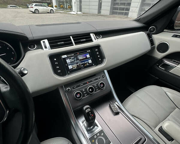 Сірий Ленд Ровер Range Rover Sport, об'ємом двигуна 3 л та пробігом 68 тис. км за 37999 $, фото 13 на Automoto.ua