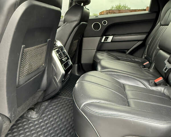 Сірий Ленд Ровер Range Rover Sport, об'ємом двигуна 3 л та пробігом 167 тис. км за 24999 $, фото 52 на Automoto.ua