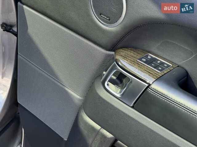 Серый Ленд Ровер Рендж Ровер Спорт, объемом двигателя 2.99 л и пробегом 170 тыс. км за 31000 $, фото 42 на Automoto.ua