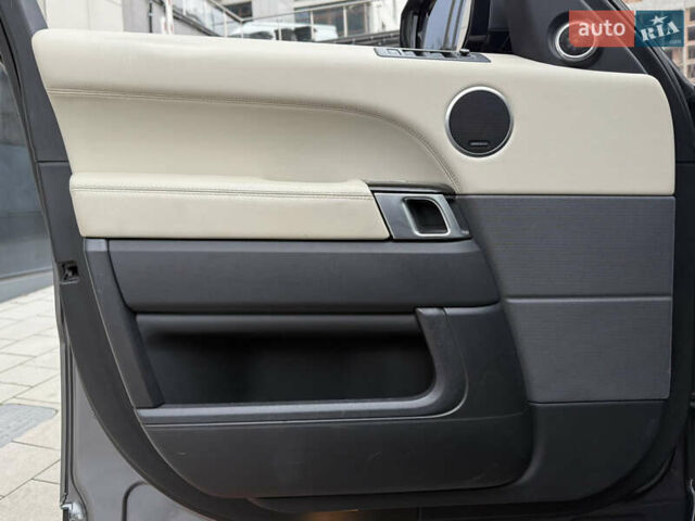 Сірий Ленд Ровер Range Rover Sport, об'ємом двигуна 2.99 л та пробігом 88 тис. км за 39500 $, фото 53 на Automoto.ua