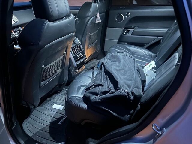 Сірий Ленд Ровер Range Rover Sport, об'ємом двигуна 2.99 л та пробігом 125 тис. км за 33000 $, фото 7 на Automoto.ua
