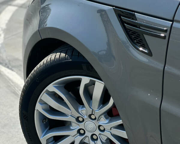 Сірий Ленд Ровер Range Rover Sport, об'ємом двигуна 2.99 л та пробігом 70 тис. км за 48800 $, фото 23 на Automoto.ua