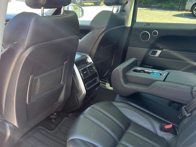 Сірий Ленд Ровер Range Rover Sport, об'ємом двигуна 2.99 л та пробігом 210 тис. км за 35000 $, фото 9 на Automoto.ua