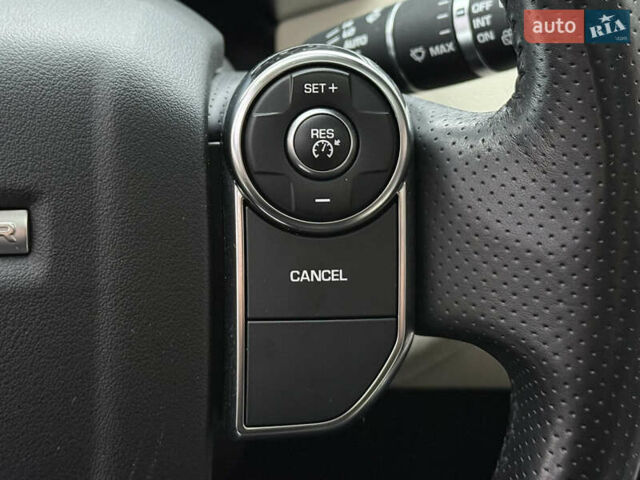 Сірий Ленд Ровер Range Rover Sport, об'ємом двигуна 2.99 л та пробігом 88 тис. км за 39500 $, фото 69 на Automoto.ua