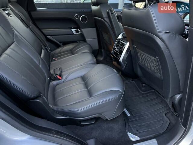 Серый Ленд Ровер Рендж Ровер Спорт, объемом двигателя 2.99 л и пробегом 145 тыс. км за 34900 $, фото 58 на Automoto.ua