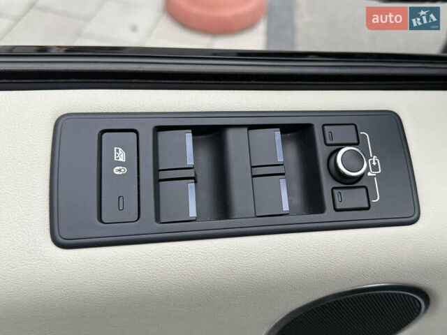 Сірий Ленд Ровер Range Rover Sport, об'ємом двигуна 2.99 л та пробігом 88 тис. км за 39500 $, фото 54 на Automoto.ua