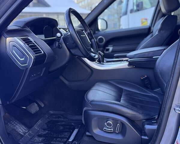 Серый Ленд Ровер Рендж Ровер Спорт, объемом двигателя 2.99 л и пробегом 115 тыс. км за 36555 $, фото 22 на Automoto.ua