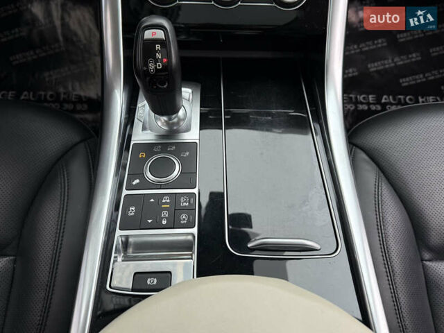 Сірий Ленд Ровер Range Rover Sport, об'ємом двигуна 2.99 л та пробігом 88 тис. км за 39500 $, фото 66 на Automoto.ua