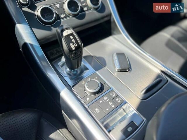 Серый Ленд Ровер Рендж Ровер Спорт, объемом двигателя 2.99 л и пробегом 130 тыс. км за 31900 $, фото 35 на Automoto.ua