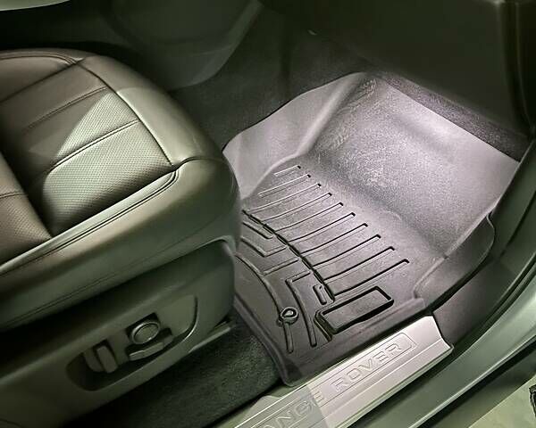 Сірий Ленд Ровер Range Rover Sport, об'ємом двигуна 3 л та пробігом 33 тис. км за 55000 $, фото 22 на Automoto.ua