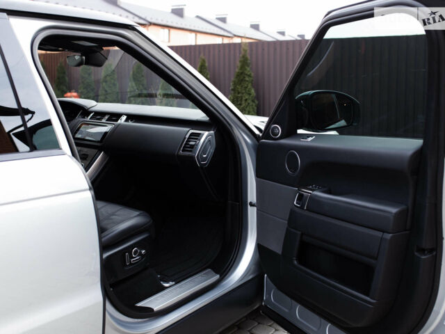 Сірий Ленд Ровер Range Rover Sport, об'ємом двигуна 3 л та пробігом 40 тис. км за 54000 $, фото 46 на Automoto.ua