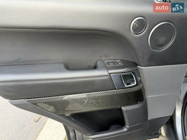 Серый Ленд Ровер Рендж Ровер Спорт, объемом двигателя 4.37 л и пробегом 108 тыс. км за 60000 $, фото 9 на Automoto.ua