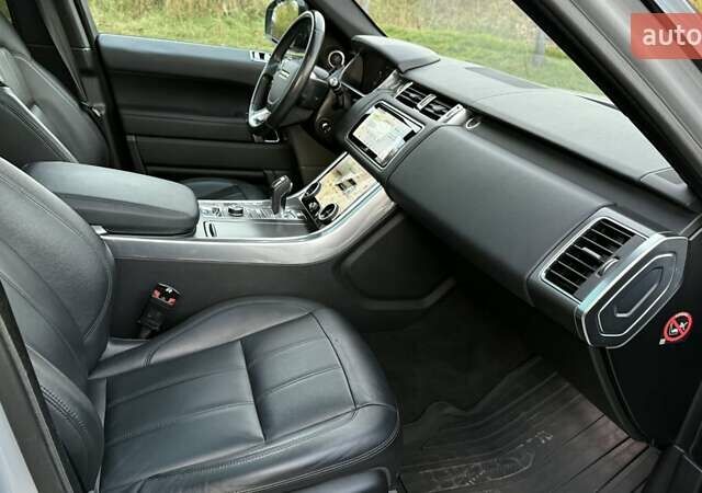 Ленд Ровер Range Rover Sport 2018 у Каменце-Подольском на Automoto.ua Сірий Ленд Ровер Range Rover Sport, об'ємом двигуна 2.99 л та пробігом 193 тис. км за 42500 $, фото 32 на Automoto.ua