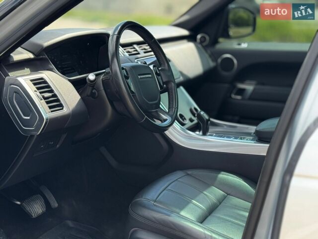 Сірий Ленд Ровер Range Rover Sport, об'ємом двигуна 3 л та пробігом 200 тис. км за 39999 $, фото 8 на Automoto.ua