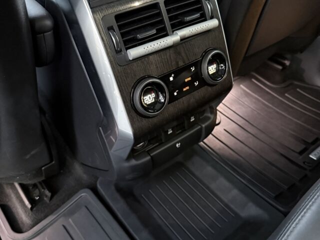 Сірий Ленд Ровер Range Rover Sport, об'ємом двигуна 3 л та пробігом 115 тис. км за 39990 $, фото 28 на Automoto.ua
