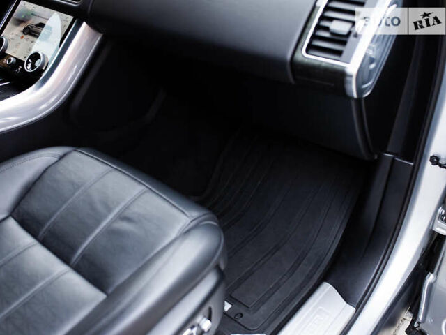 Серый Ленд Ровер Рендж Ровер Спорт, объемом двигателя 3 л и пробегом 40 тыс. км за 59500 $, фото 53 на Automoto.ua