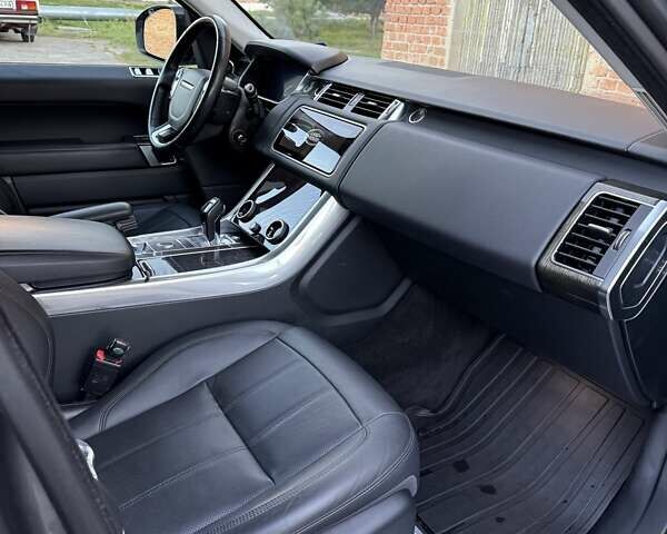 Сірий Ленд Ровер Range Rover Sport, об'ємом двигуна 3 л та пробігом 106 тис. км за 43000 $, фото 2 на Automoto.ua
