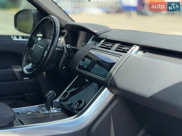 Сірий Ленд Ровер Range Rover Sport, об'ємом двигуна 3 л та пробігом 200 тис. км за 39999 $, фото 11 на Automoto.ua