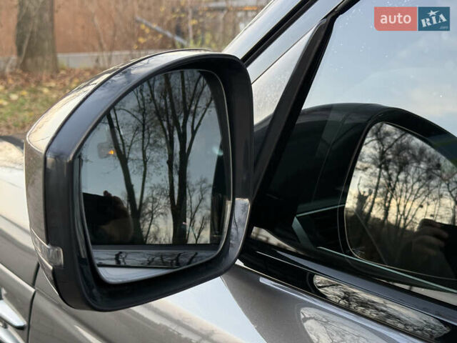 Серый Ленд Ровер Рендж Ровер Спорт, объемом двигателя 3 л и пробегом 159 тыс. км за 39999 $, фото 29 на Automoto.ua