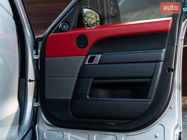 Сірий Ленд Ровер Range Rover Sport, об'ємом двигуна 3 л та пробігом 103 тис. км за 51000 $, фото 40 на Automoto.ua