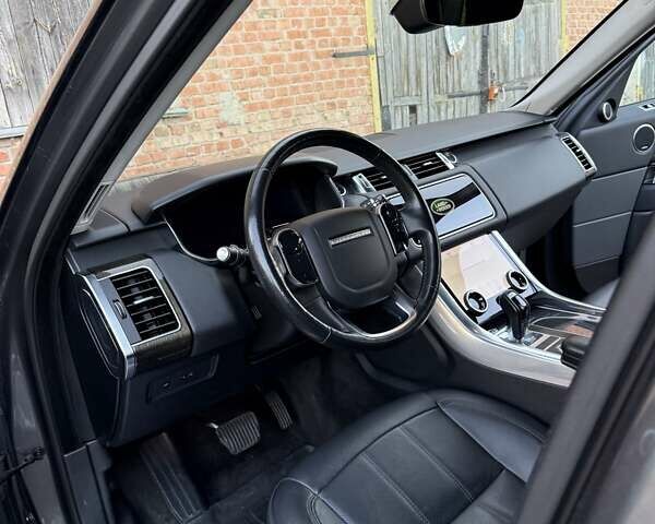Сірий Ленд Ровер Range Rover Sport, об'ємом двигуна 3 л та пробігом 106 тис. км за 43000 $, фото 6 на Automoto.ua