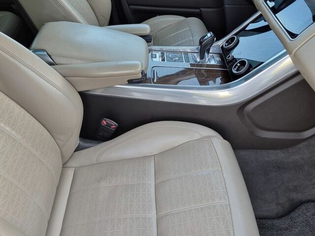 Сірий Ленд Ровер Range Rover Sport, об'ємом двигуна 3 л та пробігом 135 тис. км за 36500 $, фото 43 на Automoto.ua