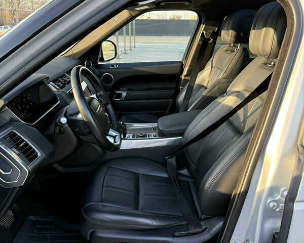 Сірий Ленд Ровер Range Rover Sport, об'ємом двигуна 2.99 л та пробігом 185 тис. км за 41000 $, фото 21 на Automoto.ua