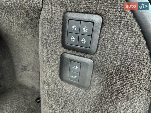 Серый Ленд Ровер Рендж Ровер Спорт, объемом двигателя 2.99 л и пробегом 102 тыс. км за 43500 $, фото 40 на Automoto.ua